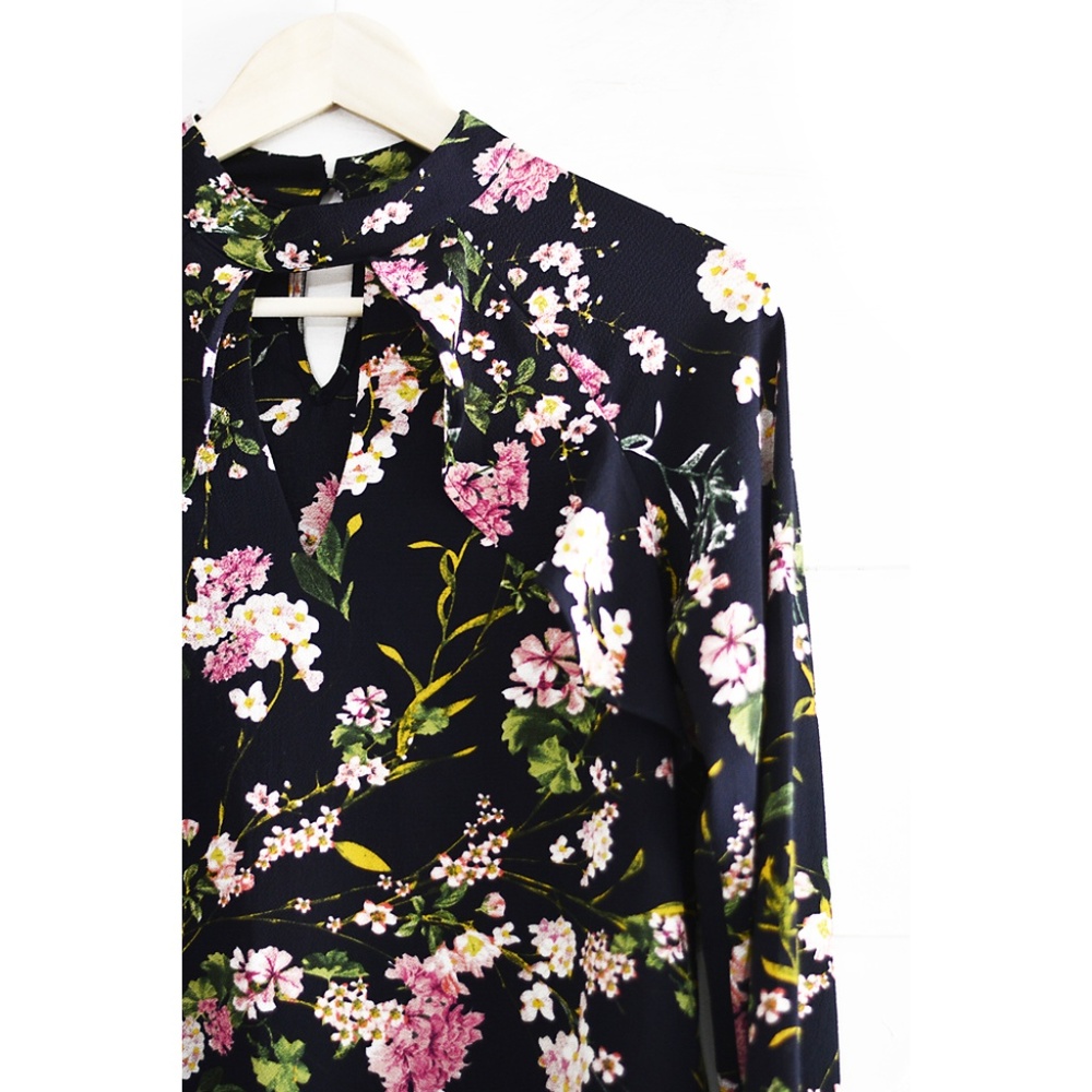 Navy Floral Top Size M